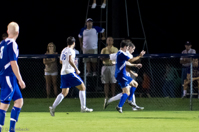 ISO 12800, 1/400 sec at f / 2.8, 200 mm