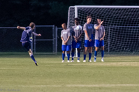 ISO 12800, 1/640 sec at f / 2.8, 200 mm