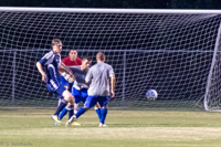 ISO 12800, 1/640 sec at f / 2.8, 200 mm