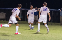 ISO 12800, 1/400 sec at f / 2.8, 200 mm