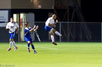 ISO 8000, 1/200 sec at f / 2.8, 200 mm