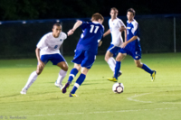 ISO 12800, 1/320 sec at f / 2.8, 200 mm