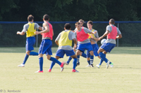 ISO 800, 1/400 sec at f / 9.0, 200 mm