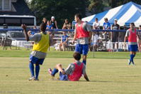 ISO 800, 1/800 sec at f / 9.0, 200 mm