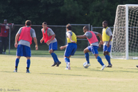 ISO 800, 1/400 sec at f / 9.0, 200 mm