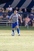 ISO 12800, 1/320 sec at f / 2.8, 200 mm