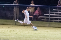 ISO 12800, 1/400 sec at f / 2.8, 200 mm
