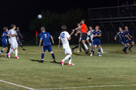 ISO 12800, 1/640 sec at f / 2.8, 98 mm