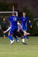 ISO 16000, 1/320 sec at f / 2.8, 180 mm