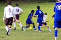 ISO 12800, 1/640 sec at f / 2.8, 200 mm