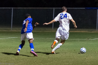 ISO 12800, 1/500 sec at f / 2.8, 98 mm