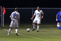 ISO 12800, 1/250 sec at f / 2.8, 200 mm