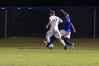 ISO 12800, 1/250 sec at f / 2.8, 200 mm