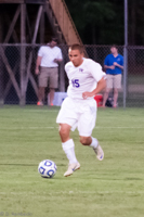 ISO 10000, 1/1250 sec at f / 2.8, 200 mm