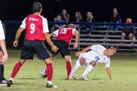 ISO 16000, 1/640 sec at f / 2.8, 180 mm