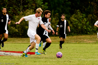 ISO 3200, 1/1600 sec at f / 5.6, 240 mm