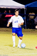 ISO 5000, 1/320 sec at f / 2.8, 180 mm