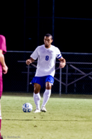 ISO 6400, 1/160 sec at f / 2.8, 200 mm