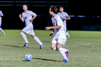 ISO 8000, 1/640 sec at f / 2.8, 200 mm