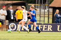 ISO 2000, 1/800 sec at f / 5.6, 200 mm