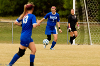 ISO 800, 1/800 sec at f / 6.3, 330 mm