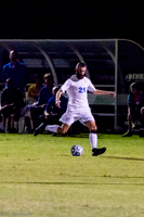 ISO 4000, 1/320 sec at f / 5.6, 200 mm