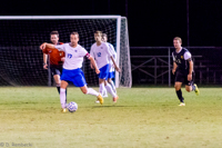 ISO 4000, 1/800 sec at f / 2.8, 200 mm