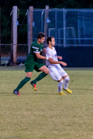 ISO 4000, 1/640 sec at f / 5.0, 180 mm