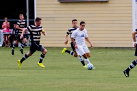 ISO 6400, 1/640 sec at f / 5.6, 200 mm