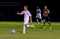 ISO 10000, 1/320 sec at f / 5.6, 200 mm