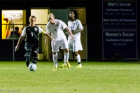 ISO 12800, 1/320 sec at f / 6.3, 290 mm